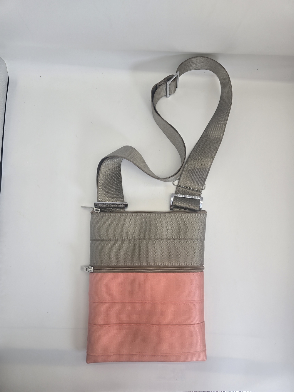 Maggie Bags Seatbelt Crossbodtly Bag